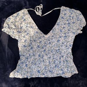 hollister short sleeve shirt, size xs